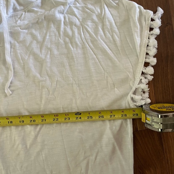 Pure white beach coverup - Picture 7 of 7